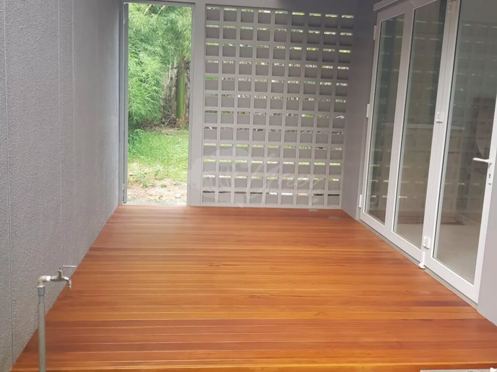 Jasa Decking Lantai Kayu Semarang