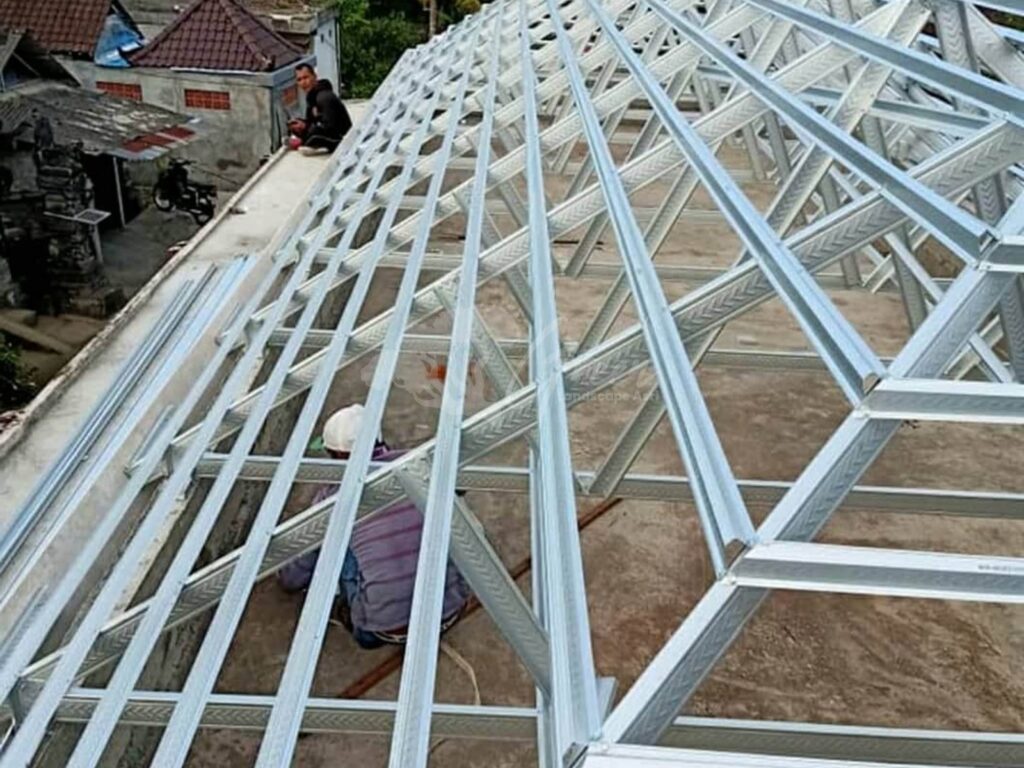 Jasa Pasang Atap Baja Ringan Semarang